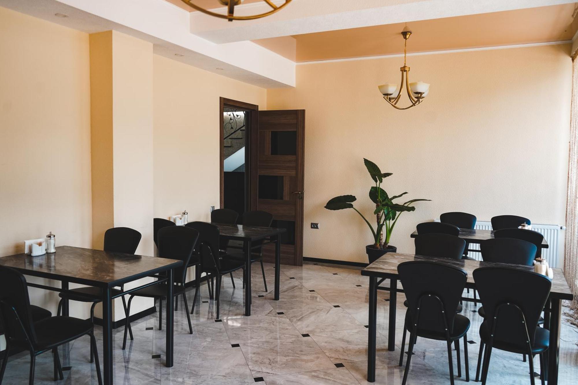 Hotel Toliketi Kazbegi Εξωτερικό φωτογραφία